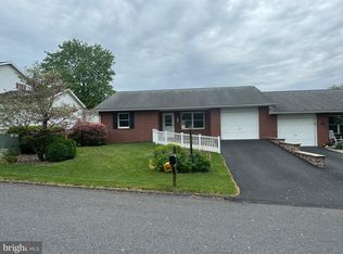 8 Kelly Dr, Lewistown, PA 17044