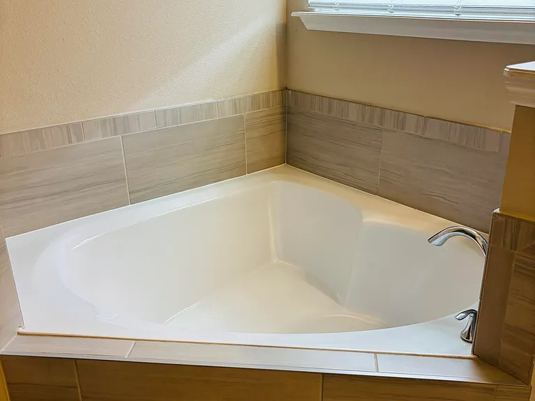 380 Brybar Dr — Photo 25