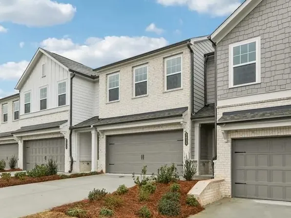5333 Frontier Ct, Flowery Branch, GA 30542
