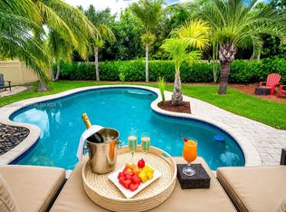 1301 NE 42nd St, Fort Lauderdale, FL 33334