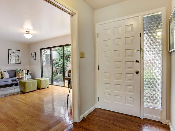 2nd image of 973 Palm Ave