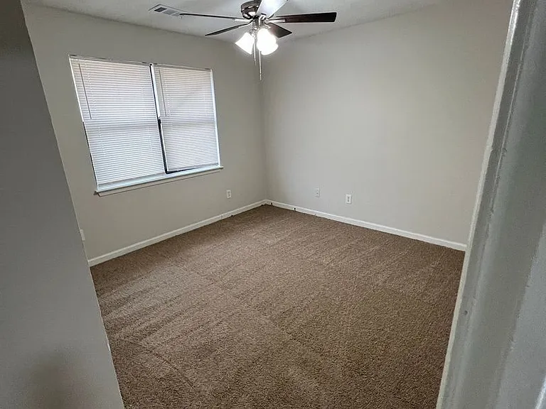3224-3226 Sarah Lou Dr — Photo 8