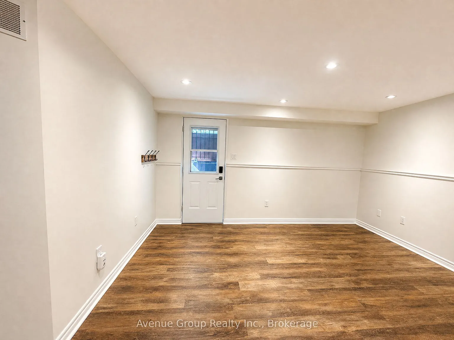 3 bed, $1,750 — Photo 4