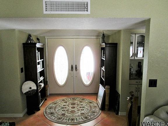 5th image of 2480 Castaway Dr