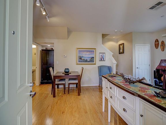 3rd image of 1066 41st Ave Unit B104