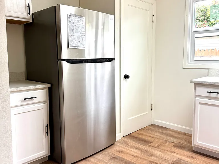 3910 NW Franklin St #B — Photo 3