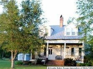 18070 McCrory Dr, Prairieville, LA 70769