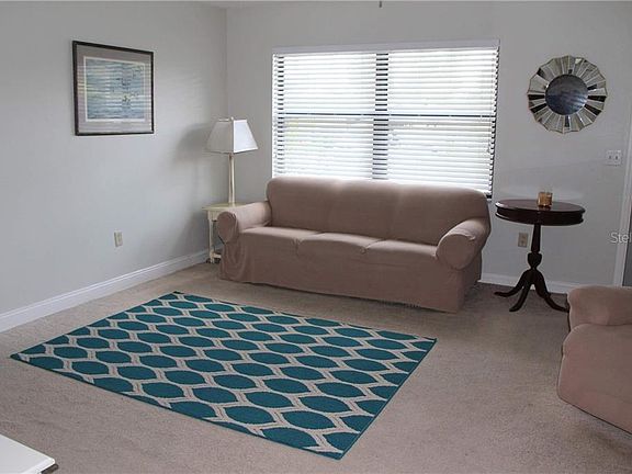 4th image of 2807 Gary Ln