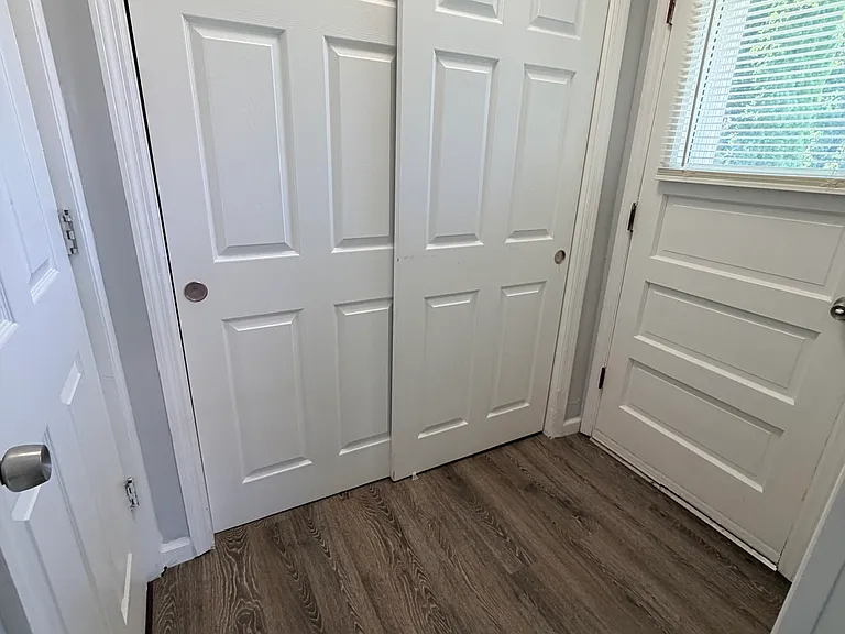 4912 Laurel Ave — Photo 7