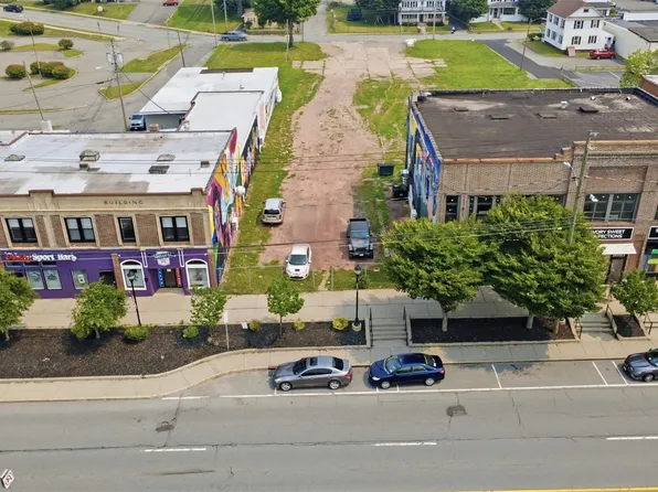Broadway, Monticello, NY 12701