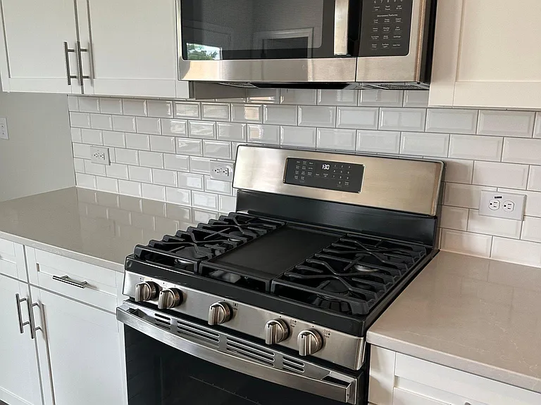 627 Gimari Dr — Photo 4