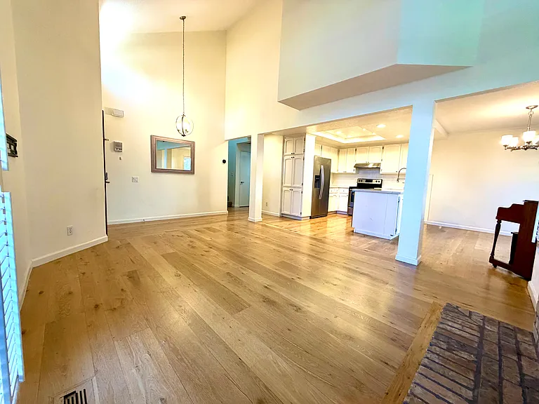 5375 Black Ave #2 — Photo 4