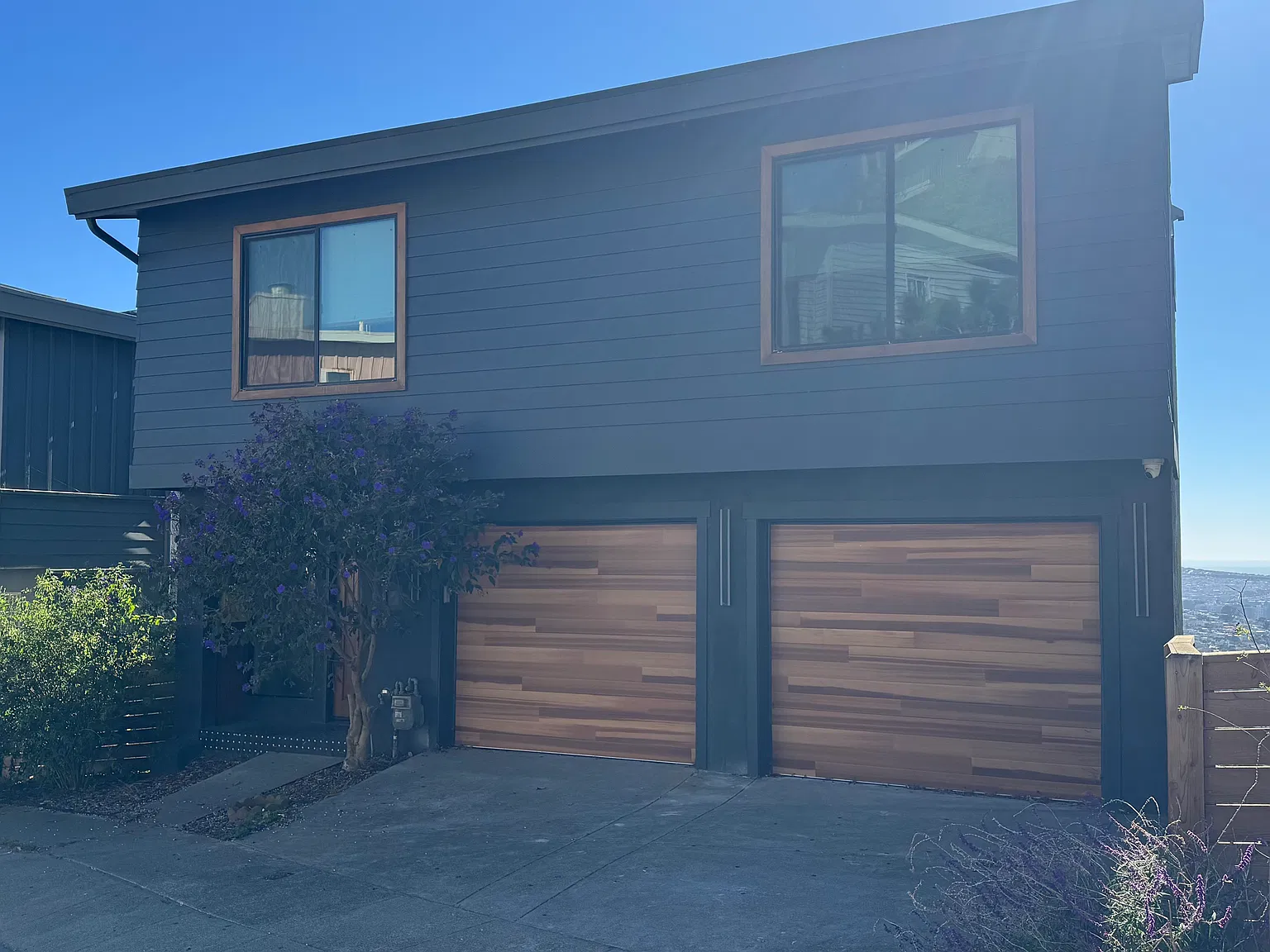 4 bed, 1629 sqft, $14,000 — Photo 1