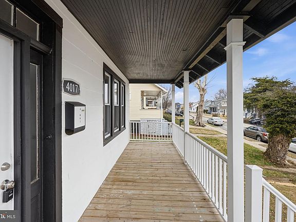 3rd image of 4017 Ridgecroft Rd