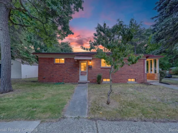 3220 Sylvan Dr, Royal Oak, MI 48073