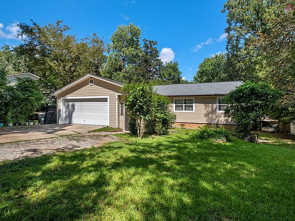 3rd image of 2504 Debden Ct