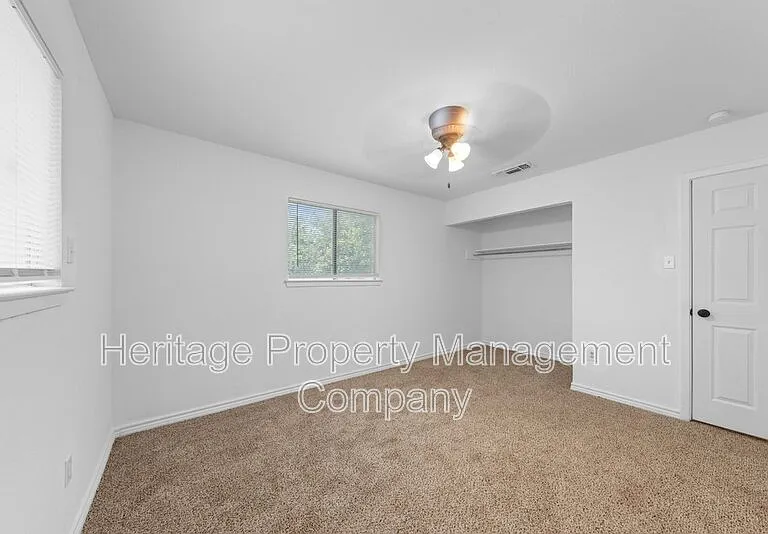 4942 Driskill St — Photo 18