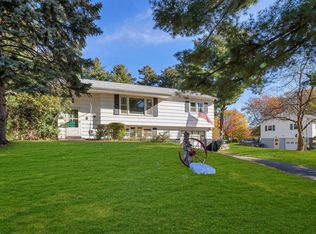 3 Dutchess Ct, Newburgh, NY 12550