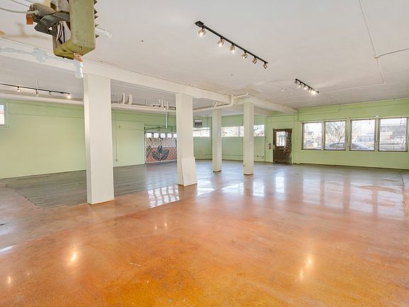 5th image of 3502 McKinley Ave #3502A