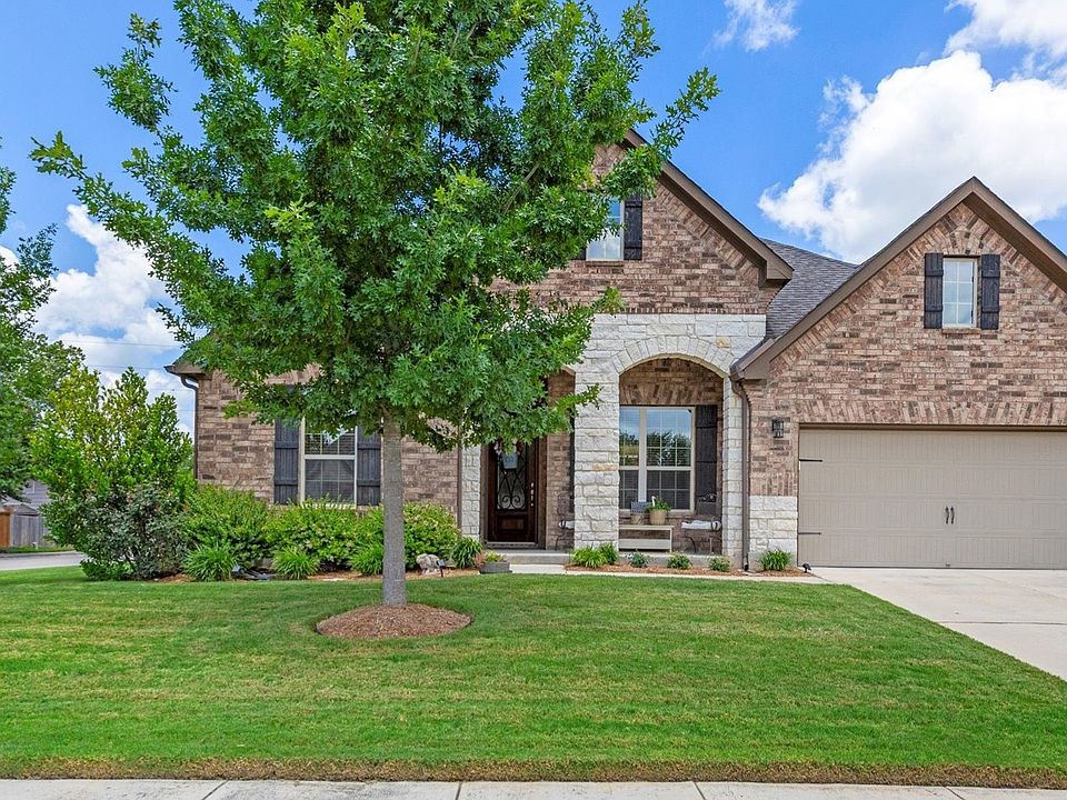 1st image of 981 Water Oak
