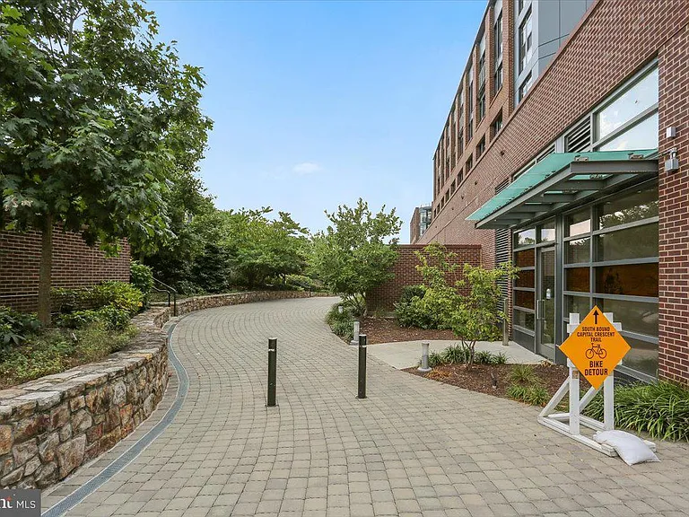 5101 River Rd #1201 — Photo 43