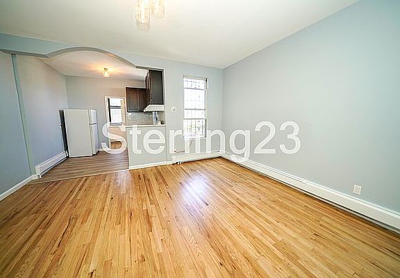 3rd image of 23-24 Steinway St #2R
