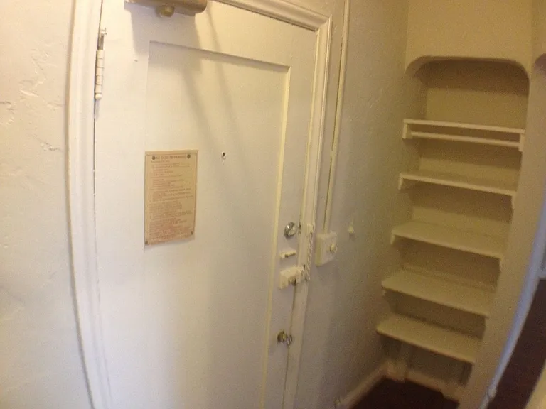 Alexandria Apartments LLC — Photo 28