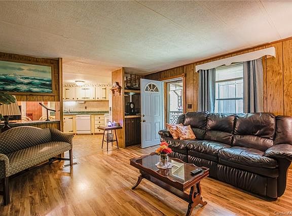 5th image of 7785 Hickory Creek Dr