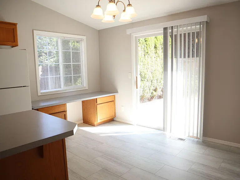 4615 NE 126th Ave — Photo 10