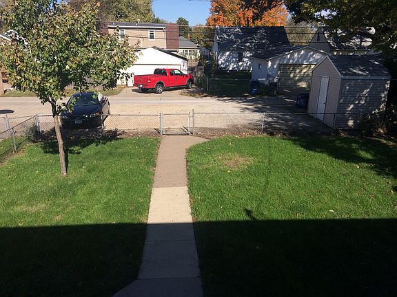View of back yard