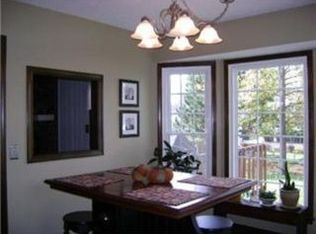 1505 SW 22nd St, Blue Springs, MO 64015