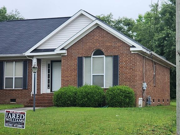 2nd image of 2906 Nells Ct