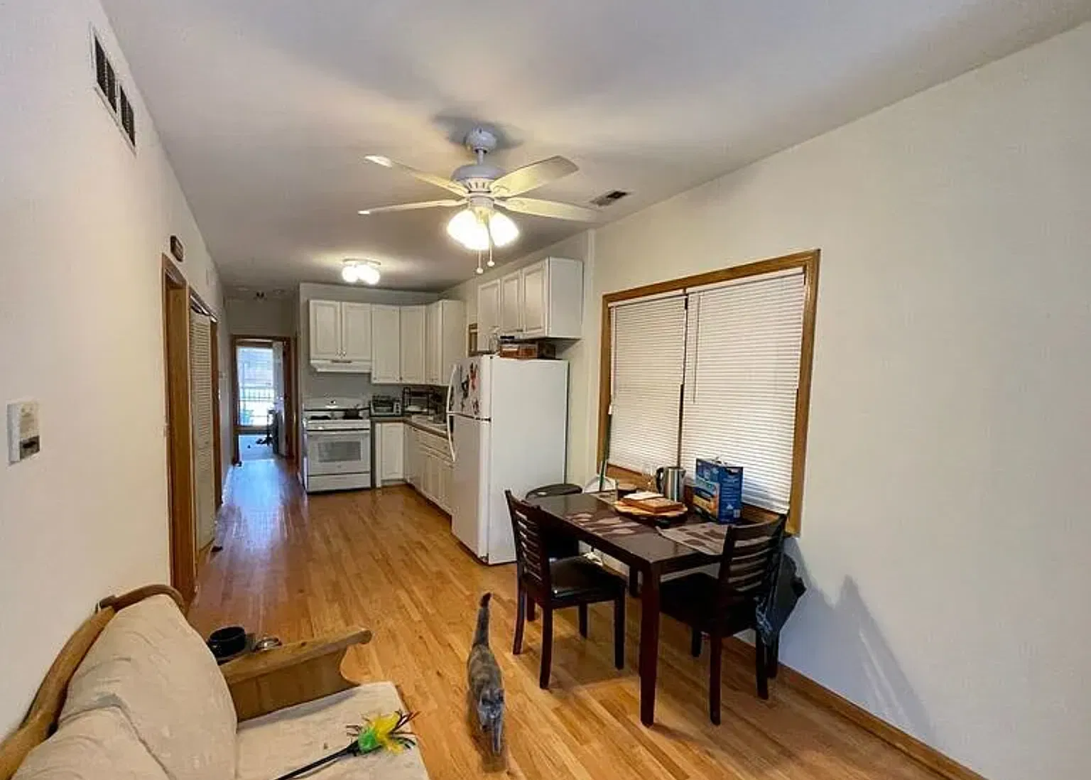 3 bed, 1400 sqft, $3,500 — Photo 3