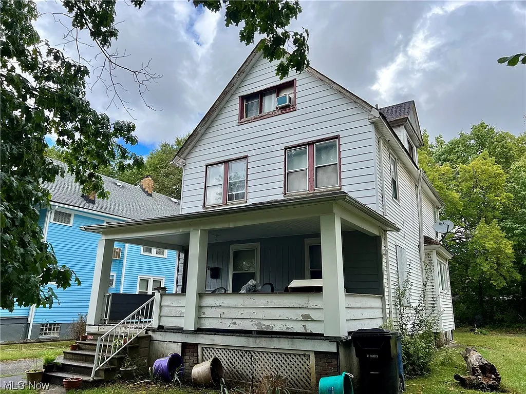 1761 Wayside Rd photo 1