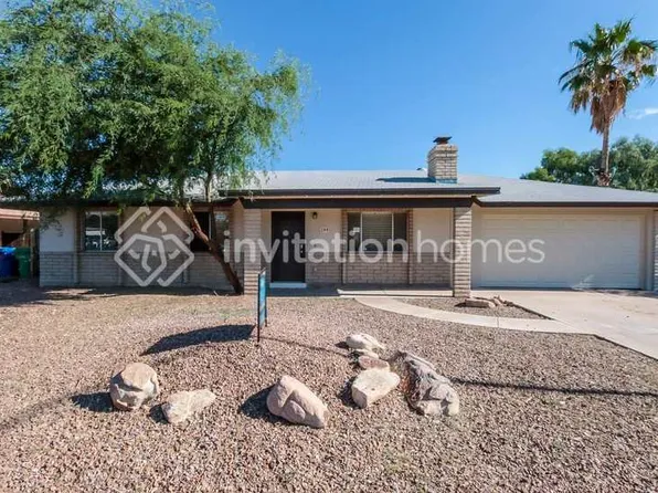 208 W McLellan Rd, Mesa, AZ 85201