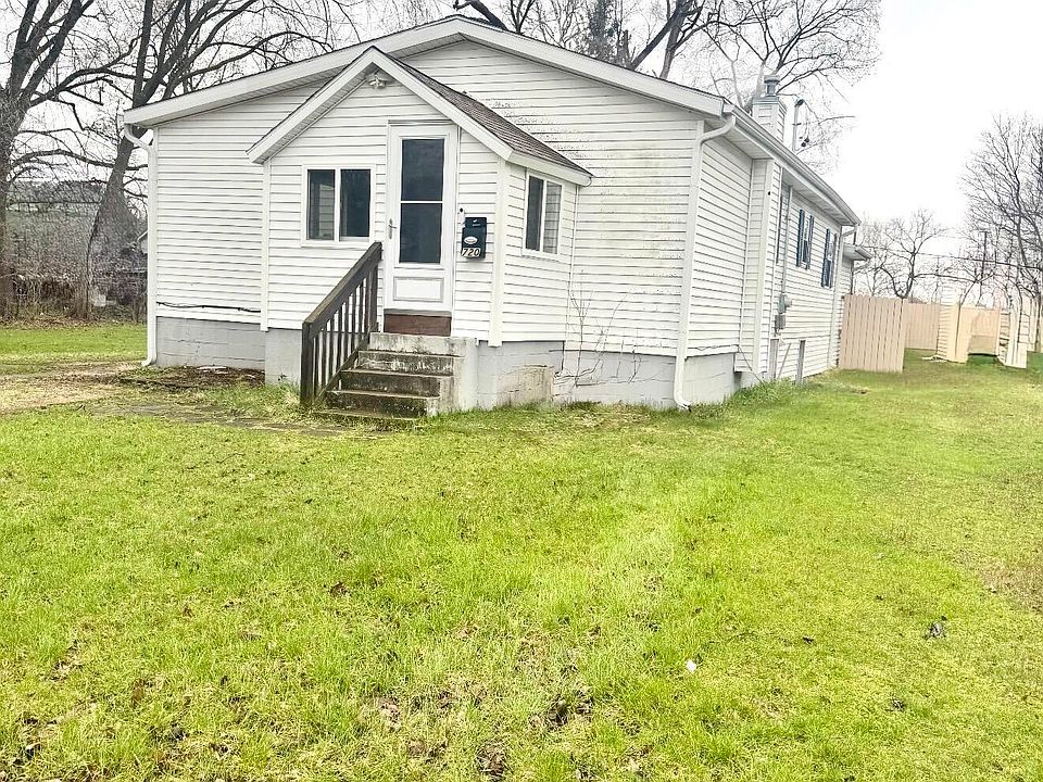 1st image of 720 Ray St