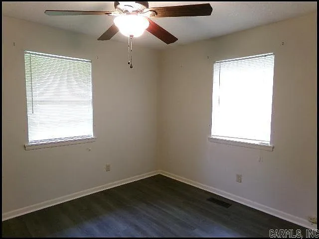 5116 Lynch Dr — Photo 15