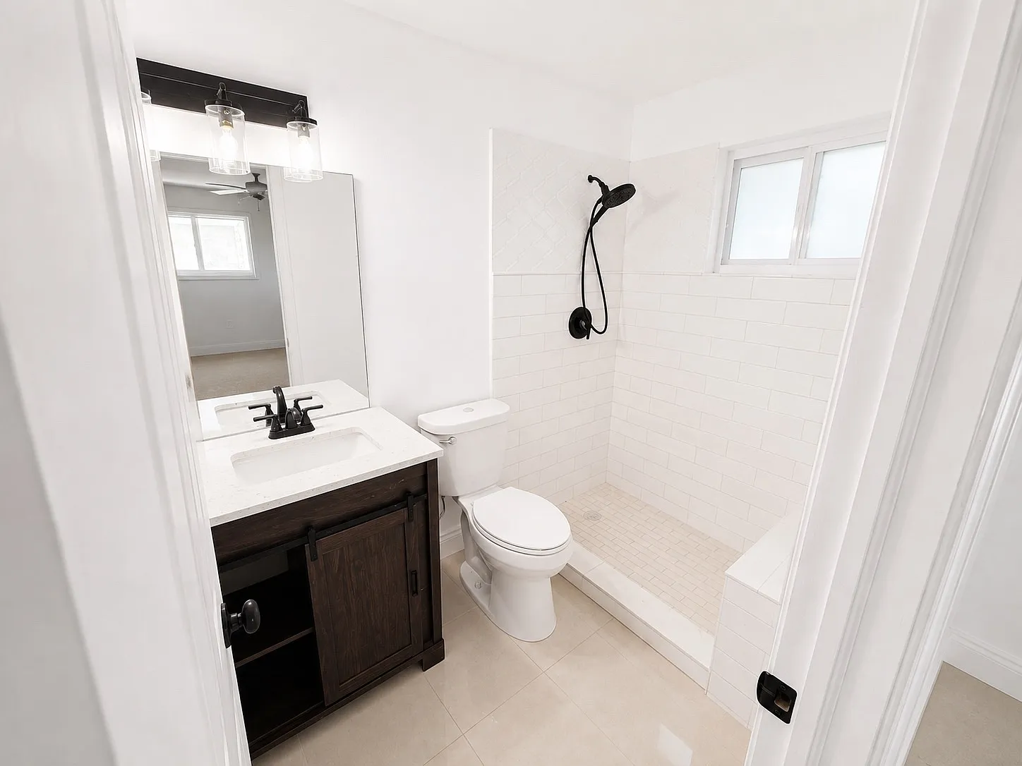 4 bed, 1462 sqft, $3,400 — Photo 3
