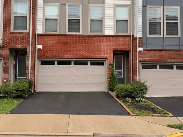 42369 Alder Forest Ter, Sterling, VA 20166