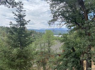 1201 Ridge Rd., Fawnskin, CA 92333