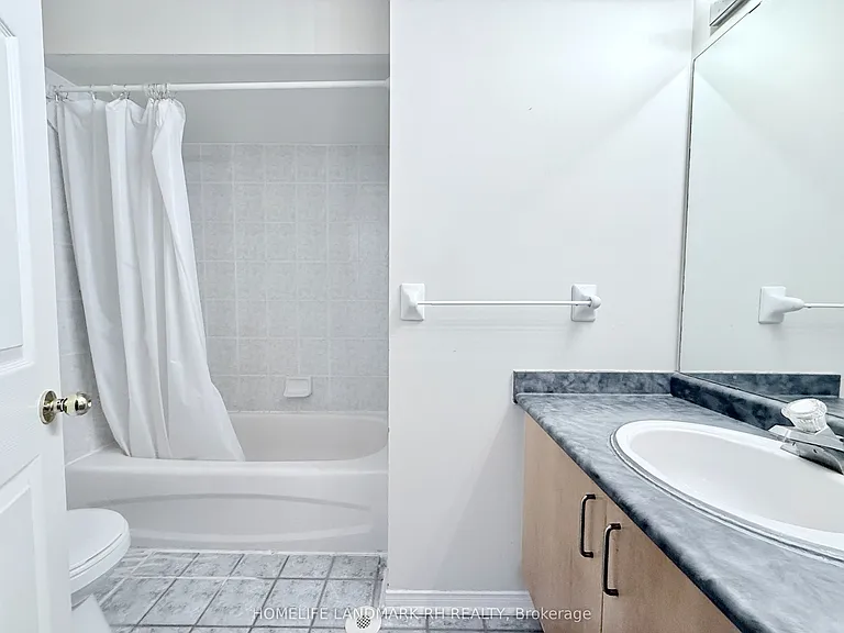5 Coburg Cres — Photo 11
