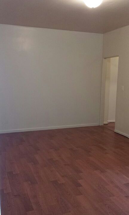 1st image of 178 Rockaway Ave APT 2