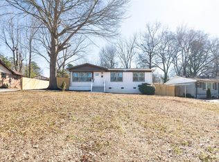 3623 Sargeant Dr, Charlotte, NC 28217