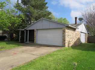 1125 Coffeyville Trl, Grand Prairie, TX 75052