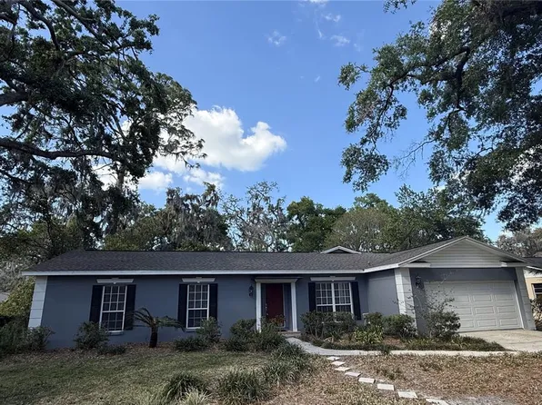 6924 Greenhill Pl, Tampa, FL 33617