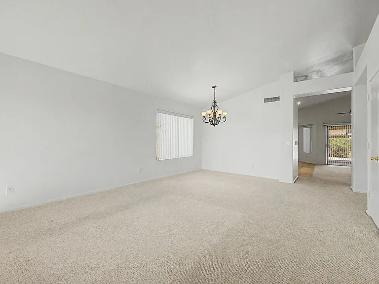 17807 N Juneberry Dr — Photo 4