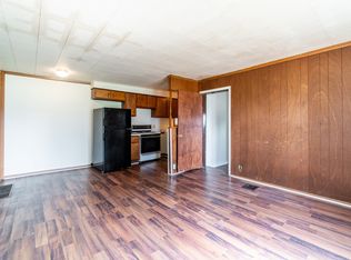 1106 W Auburn Dr #1/2, Auburn, IN 46706