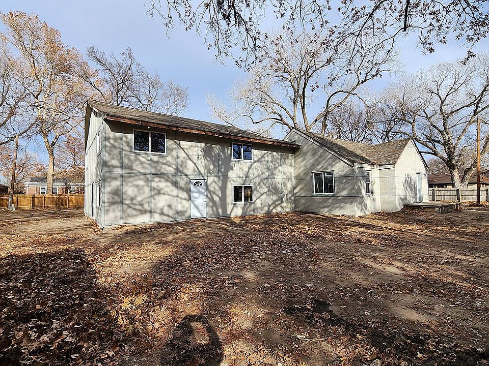 2nd image of 1606 W 20th St N