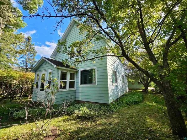 117 W Virginia Ave, Gilbert, MN 55741