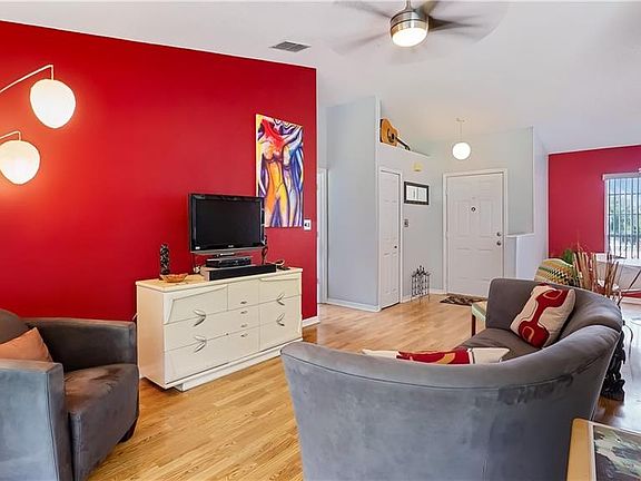 4th image of 14613 Pointe East Trl